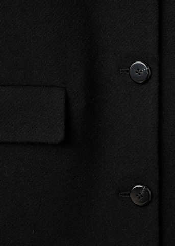 MANGO Between-Seasons Coat 'Lips' in Black
