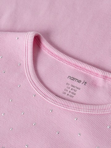 T-Shirt NAME IT en rose