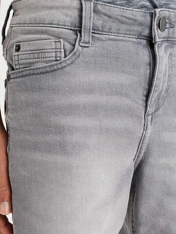 WE Fashion Regular Jeans in Grey