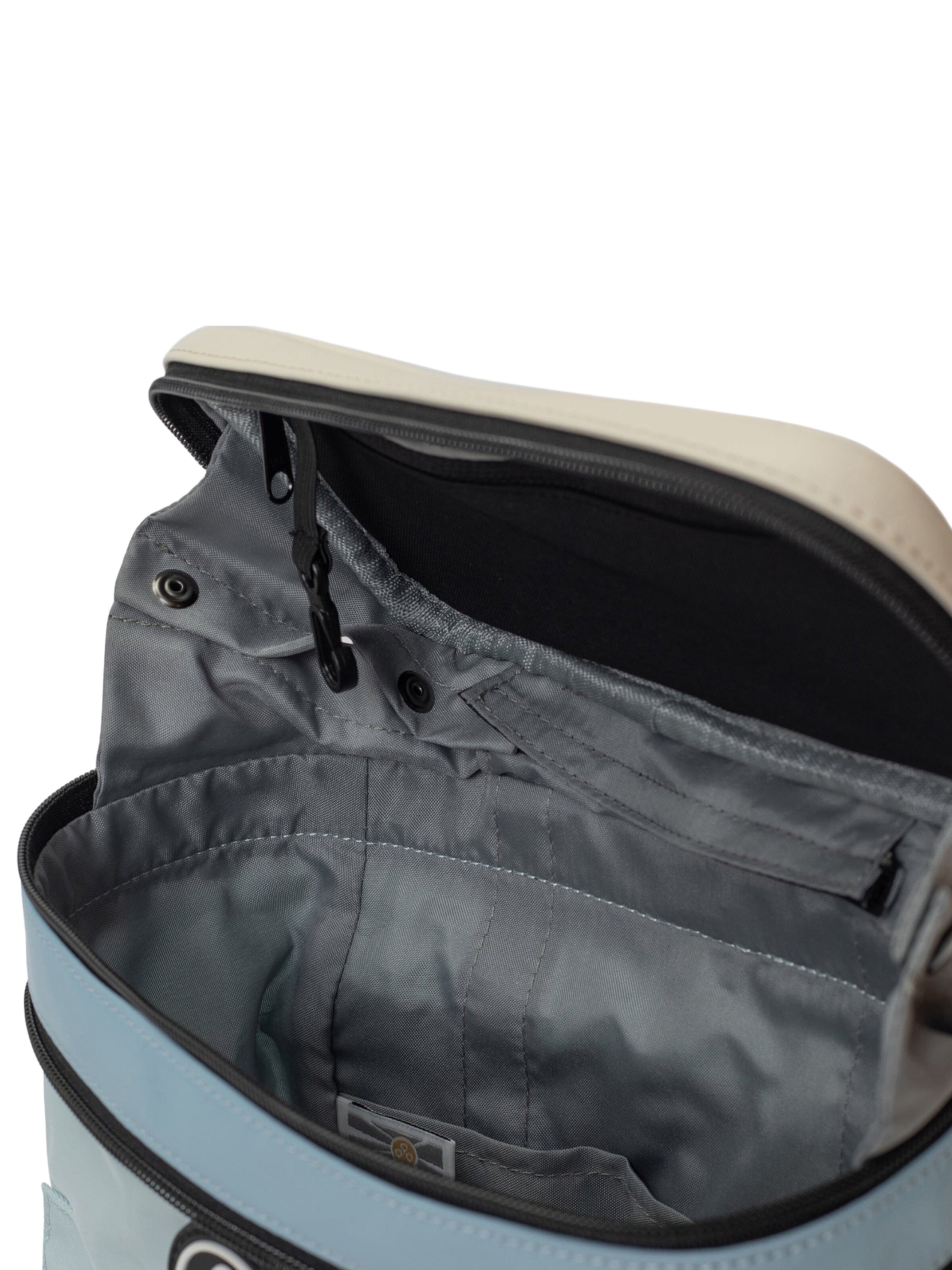 KIWEE Umhängetasche 'Sandwich Mini'‌‌‌‌‌ in Blau