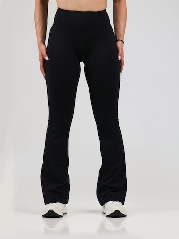 Evazați Leggings 'Nova Flared Leggings' de la neverover pe negru