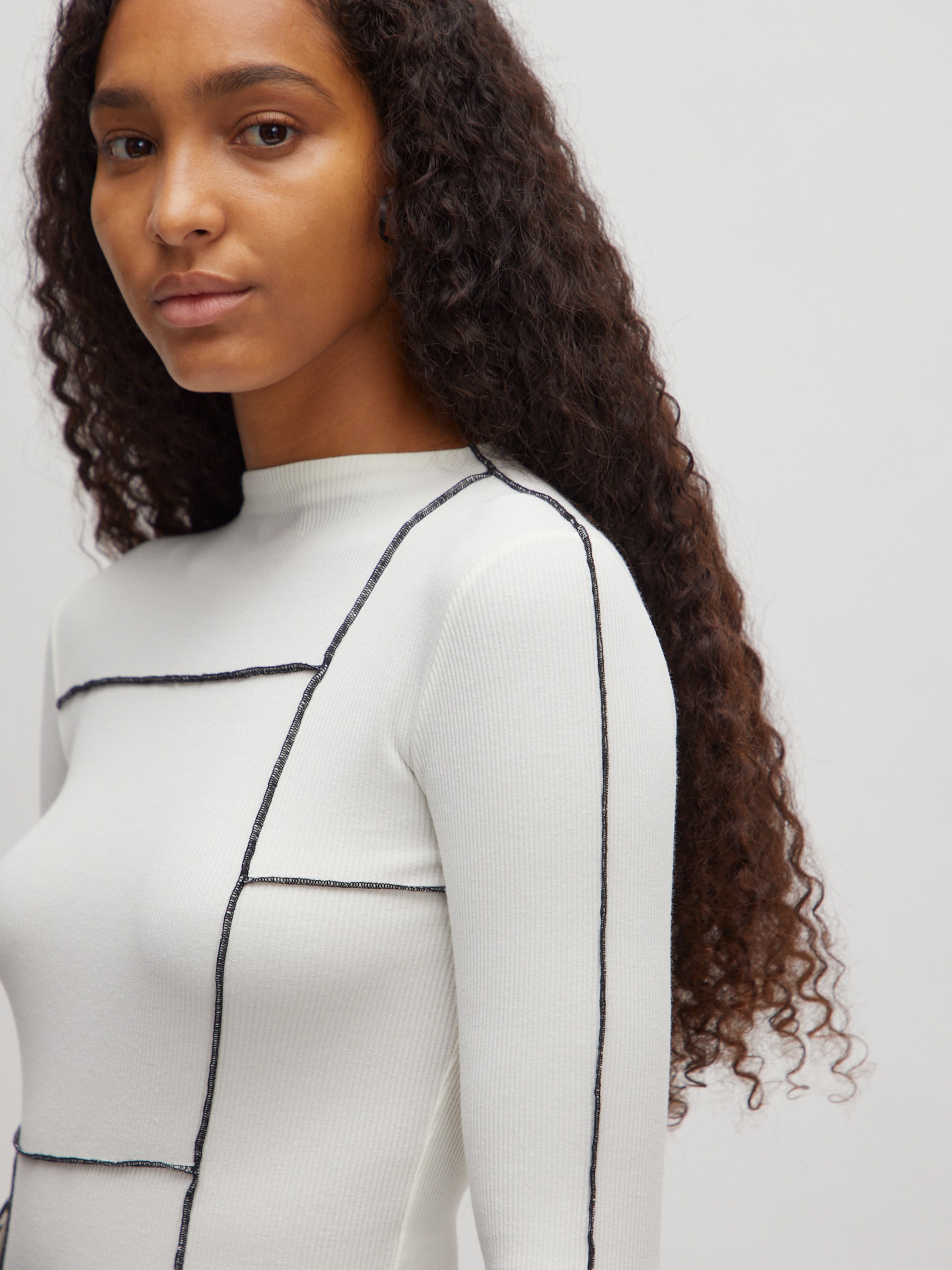 EDITED Produkte Shirt 'Laila' schwarz