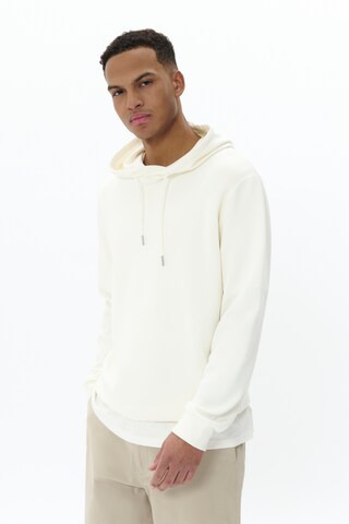 Matinique Sweatshirt 'Teo' i hvid: forside