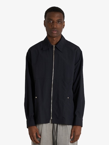 Coupe regular Chemise Yes London en noir : devant