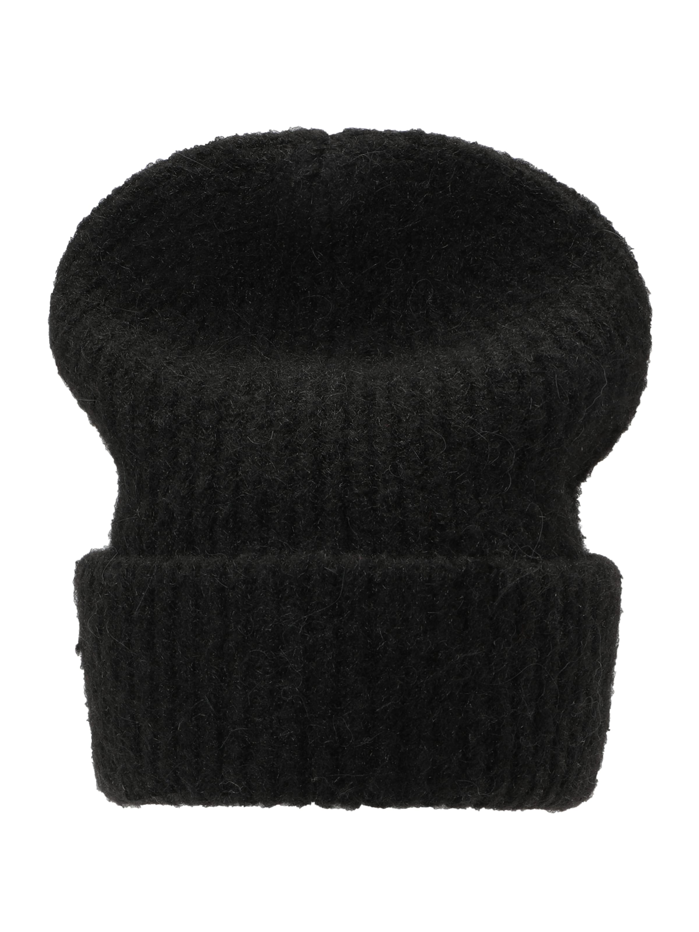 Tatiana Zidekova Beanie in Black