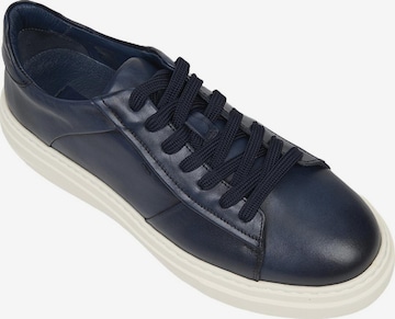 Desa - Zapatillas deportivas bajas 'Schnürschuhe' en azul: frente