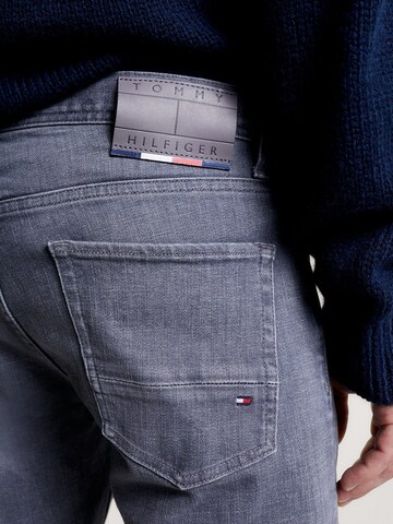 TOMMY HILFIGER Slimfit Džíny 'Bleecker' – šedá