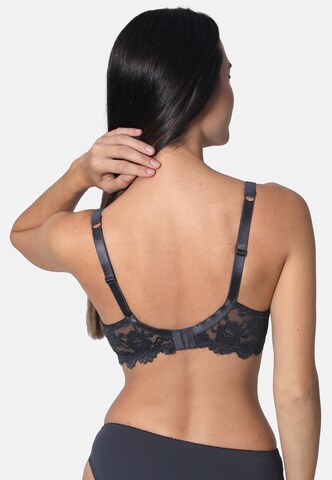 sassa T-shirt BH 'CLASSIC LACE' in Zwart