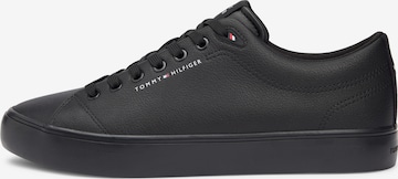 TOMMY HILFIGER Низкие кроссовки 'ESS' в Черный: спереди