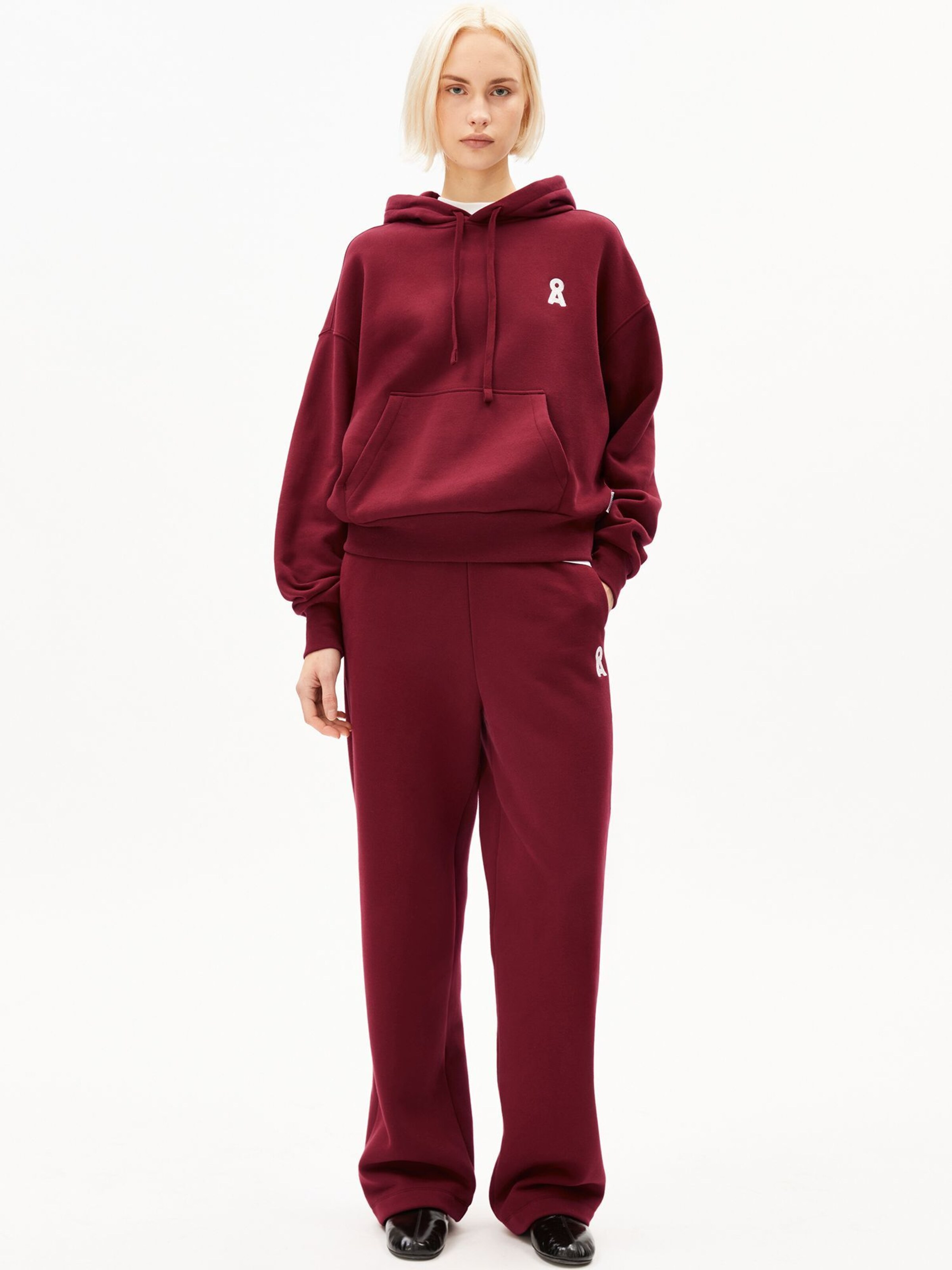 ARMEDANGELS Sweatshirt in Red: front