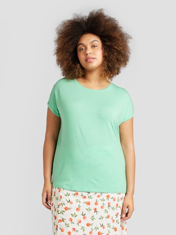 Vero Moda Curve T-shirt 'AYA' i grön: framsida
