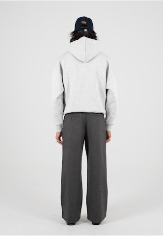 Prohibited Wide Leg Hose in Grau