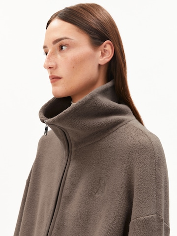 ARMEDANGELS Between-season jacket in Brown