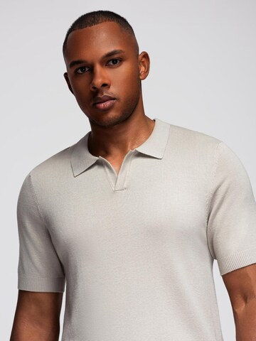 Ombre Shirt‌‌‌‌ in Grau
