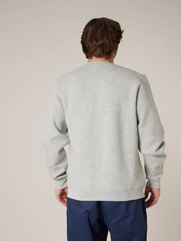 Sweat-shirt 'BENOR' Deeluxe en gris