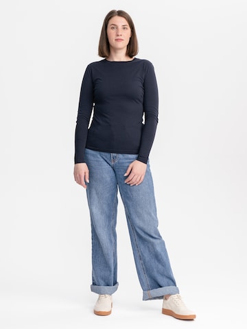 Tricou 'Dhivya' de la MELA pe albastru