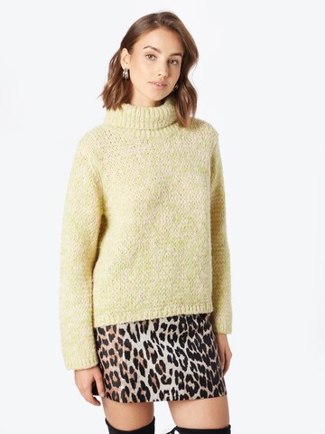 Pull-over 'Nona' PIECES en jaune : devant