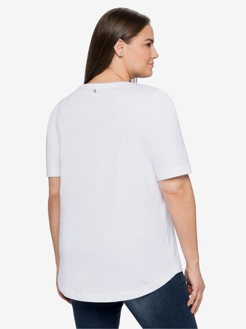SHEEGO Shirt in White