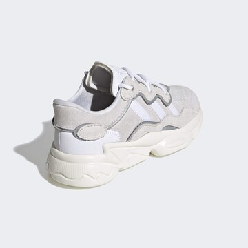 ADIDAS ORIGINALS Кроссовки 'Ozweego' в Серый