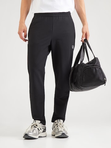 EA7 Emporio Armani Regular Urheiluhousut 'VENTUS7' värissä musta: etupuoli