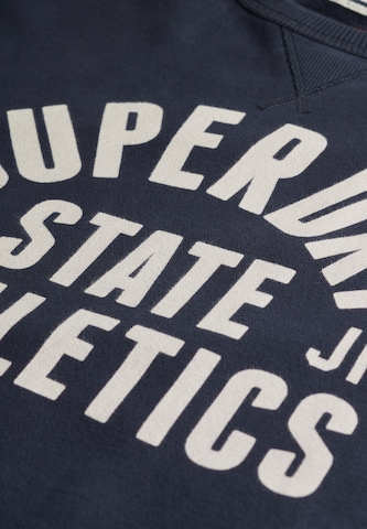 Sweat-shirt 'Athletic Essentials' Superdry en bleu
