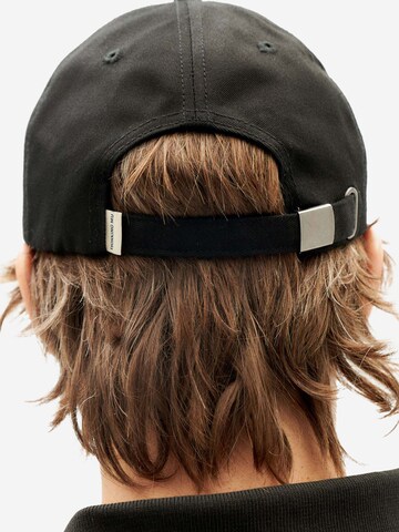 Cappello da baseball 'CHRIS' di Thinking MU in nero