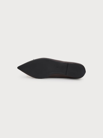 Anna Field Ballet Flats in Brown