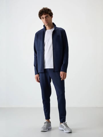 Survêtements Tommy Life en bleu