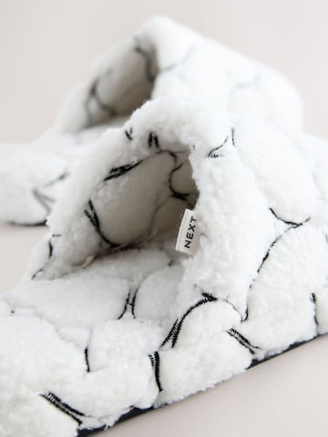 Next Тапки в Белый