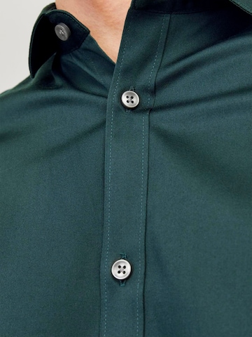 Slim fit Camicia di JACK & JONES in verde