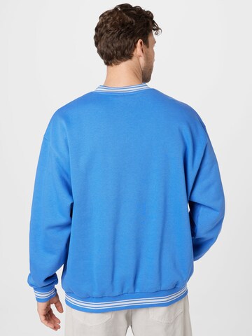 WEEKDAY Sweatshirt in Blau