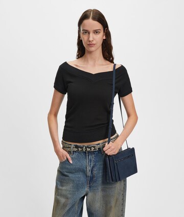 Liebeskind Berlin Crossbody bag in Blue: front