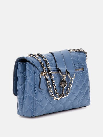 GUESS Umhängetasche 'Giully' in Blau