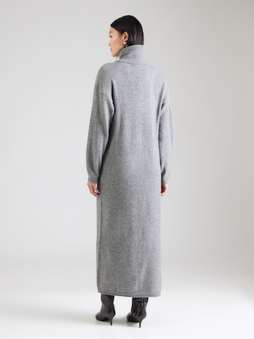 VILA Stickad klänning 'VIBREENA' i grå