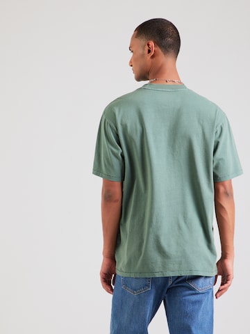 LEVI'S ® Μπλουζάκι 'RED TAB' σε πράσινο