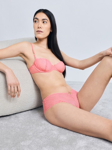 TRIUMPH Slip 'That Night In Vegas' i pink