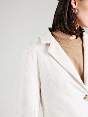 RINO & PELLE Between-seasons coat 'Babice' in White