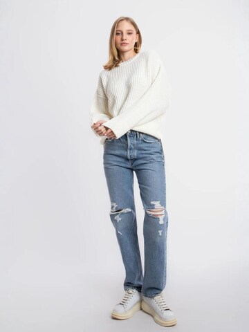 Hiccup Sweater in White