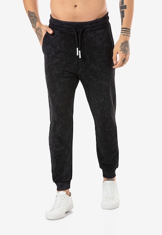 Redbridge Regular Pants 'Dewsbury' in Grey: front