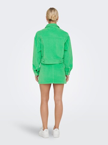 Veste mi-saison 'Malibu' ONLY en vert