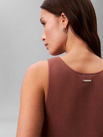 Calvin Klein Kleid in Braun