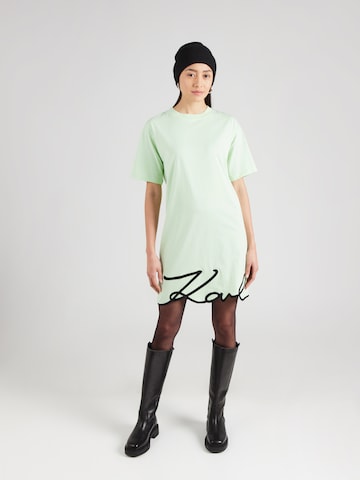 Robe Karl Lagerfeld en vert : devant