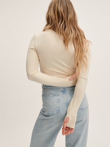 Tatiana Zidekova Μπλουζάκι σε μπεζ