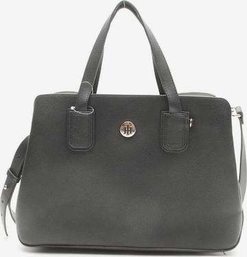 TOMMY HILFIGER Handtasche One Size in Schwarz: predná strana