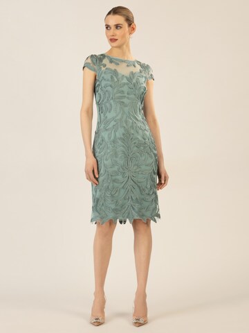 APART Kleid in Grün