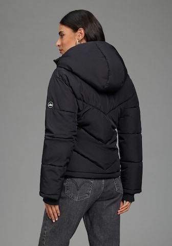POLARINO Between-Season Jacket in Black