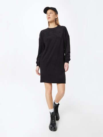 Urban Classics Kleid in Schwarz