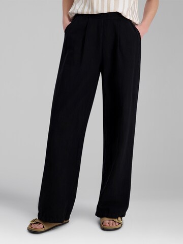 TIMEZONE Wide leg Pleat-Front Pants 'Wide' in Black: front