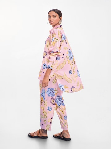 Lola Casademunt Pusero värissä vaaleanpunainen