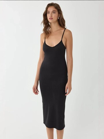 Hiccup Dress in Black